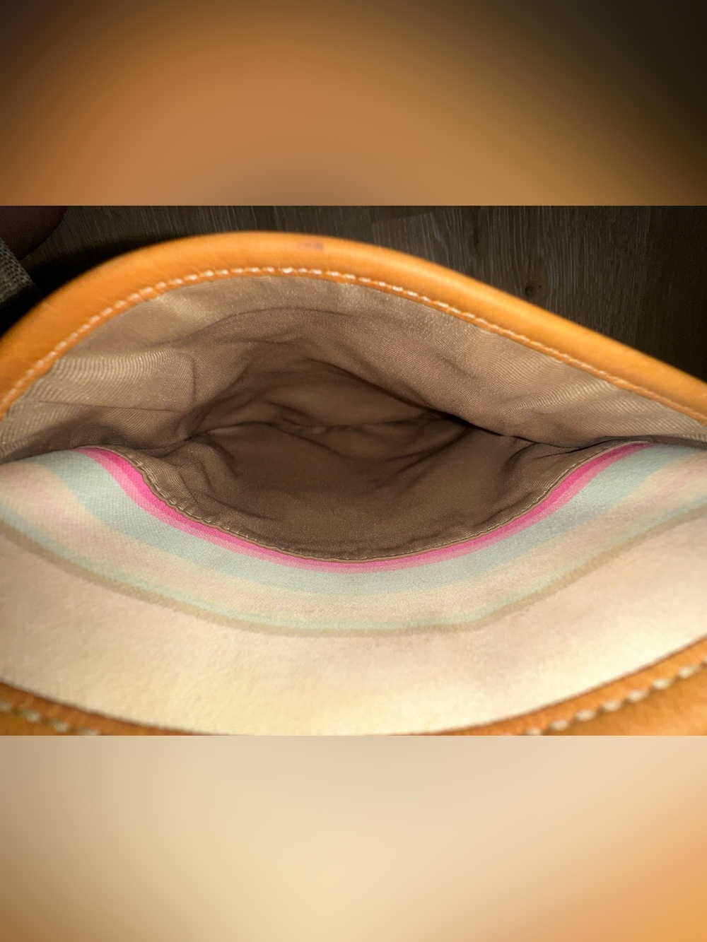 Coach Hamptons Crossbody - Picture 4 of 16